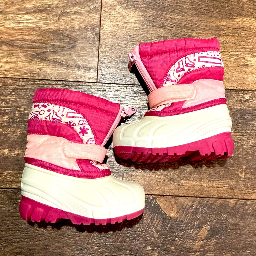 Koala infant/toddler girl size 6 pink & white snow boots zipper and Velcro